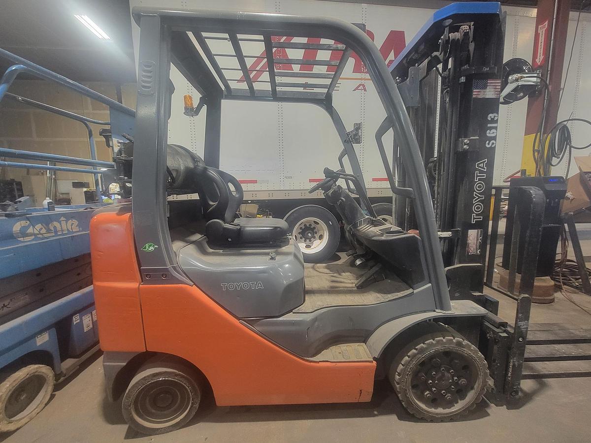 Used 2015 Toyota 8FGCU25