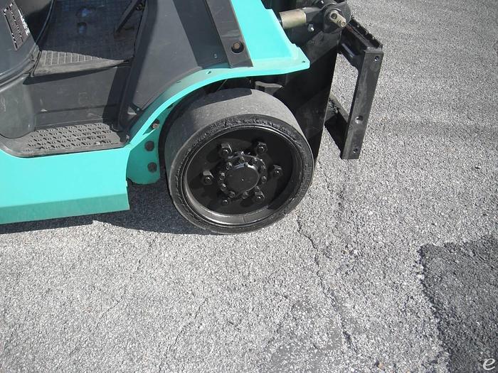 Used 2005 LP Gas Mitsubishi FCG25N Cushion Tire 4 Wheel Sit Down (Indoor Warehouse)