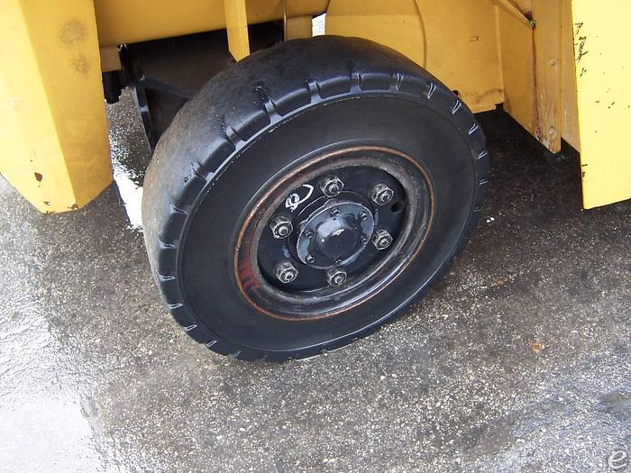 Used 2006 Diesel Cat DP70 Pneumatic Tire 4 Wheel Sit Down