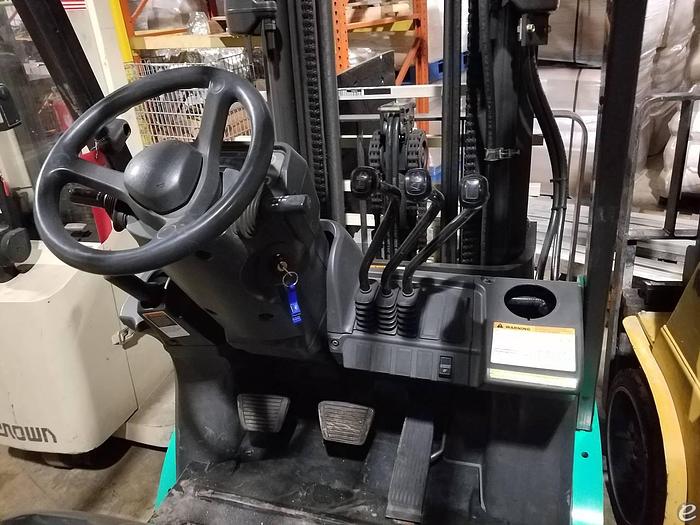 Used 2013 LP Gas Mitsubishi FGC25N Cushion Tire 4 Wheel Sit Down (Indoor Warehouse)