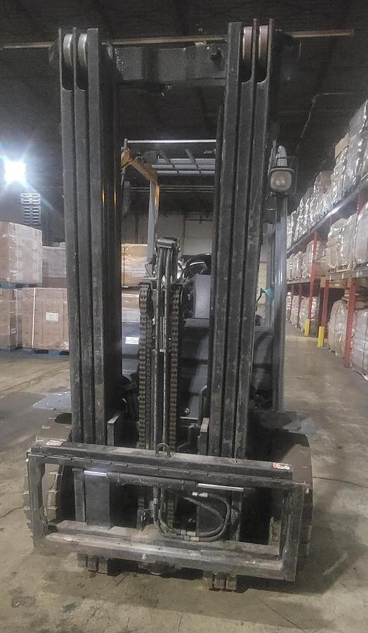 Used 2017 LP Gas Toyota 8FGU25 Pneumatic Tire 4 Wheel Sit Down