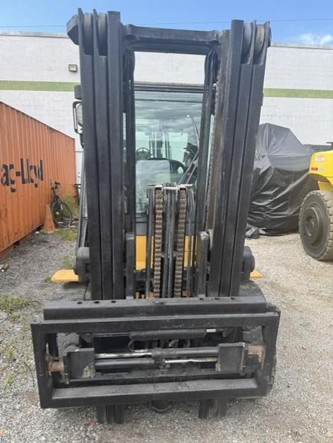 Used 2018 Cat DP40N1