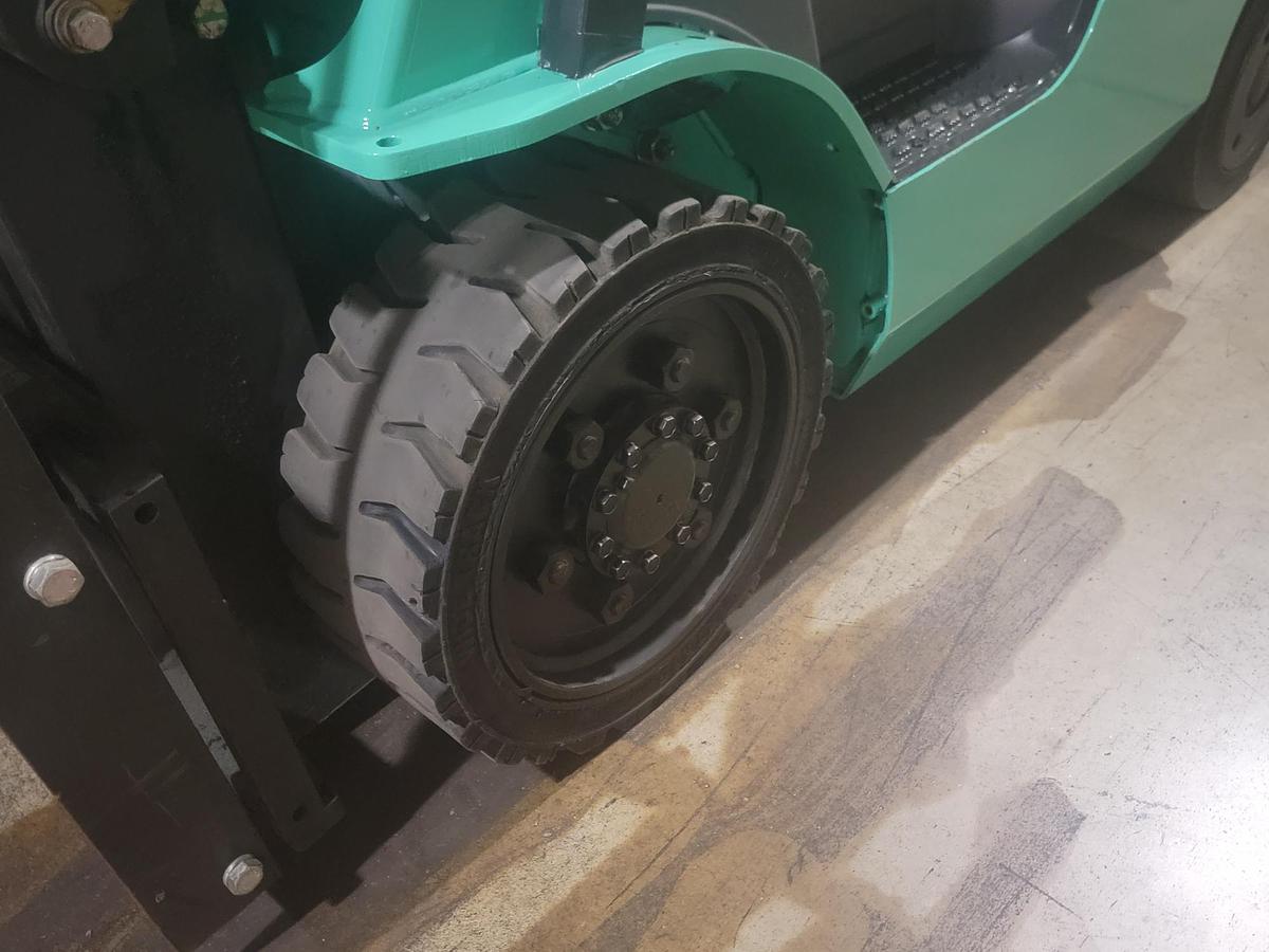 Used 2019 Mitsubishi FCG25N