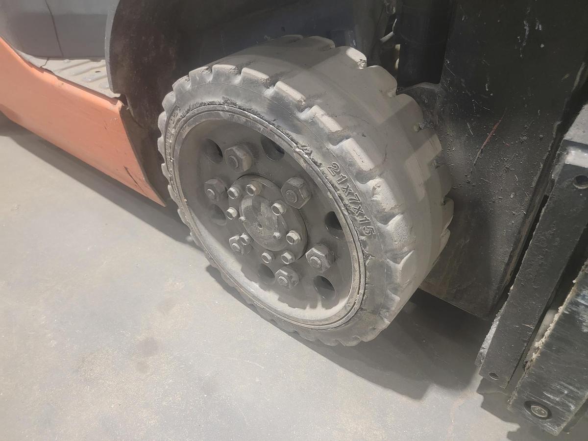 Used 2015 Toyota 8FGCU25