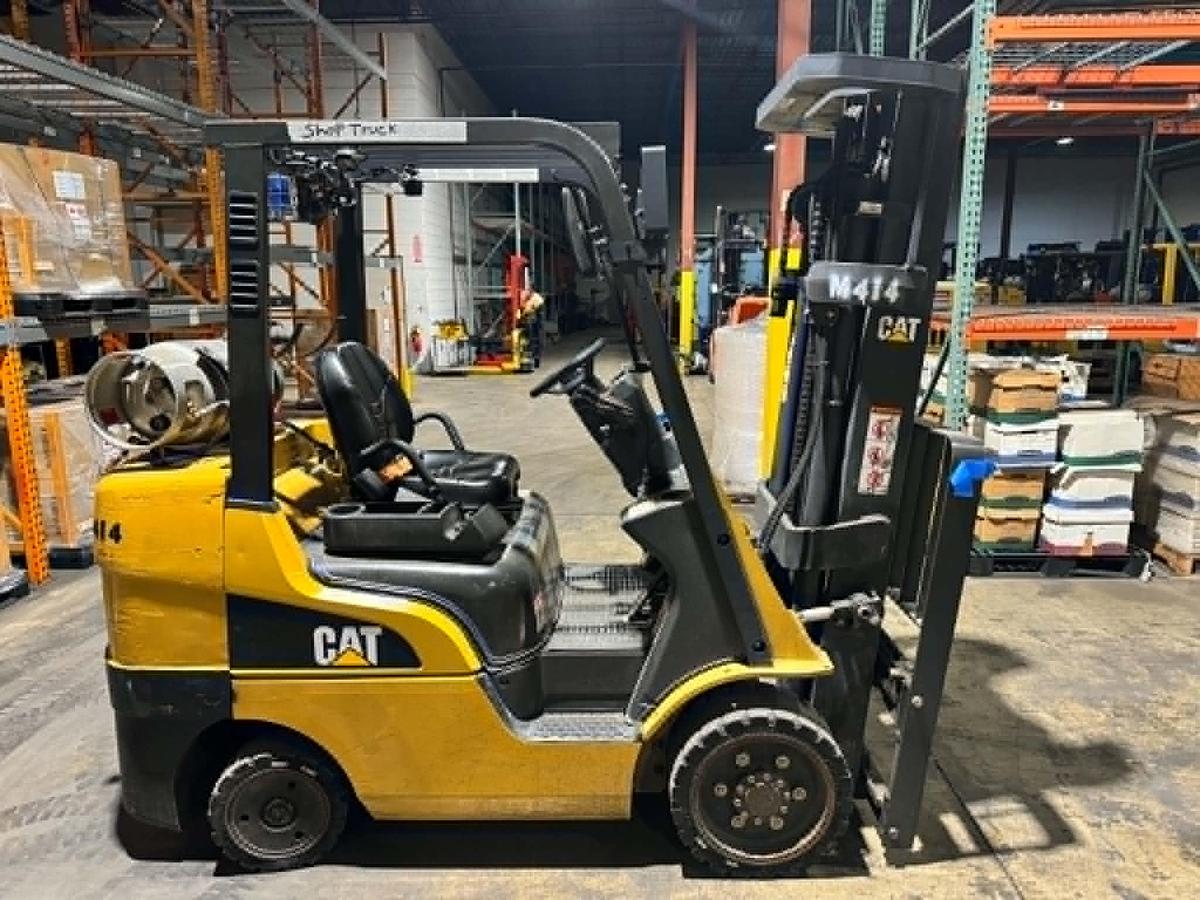 Used Cat 2C6000