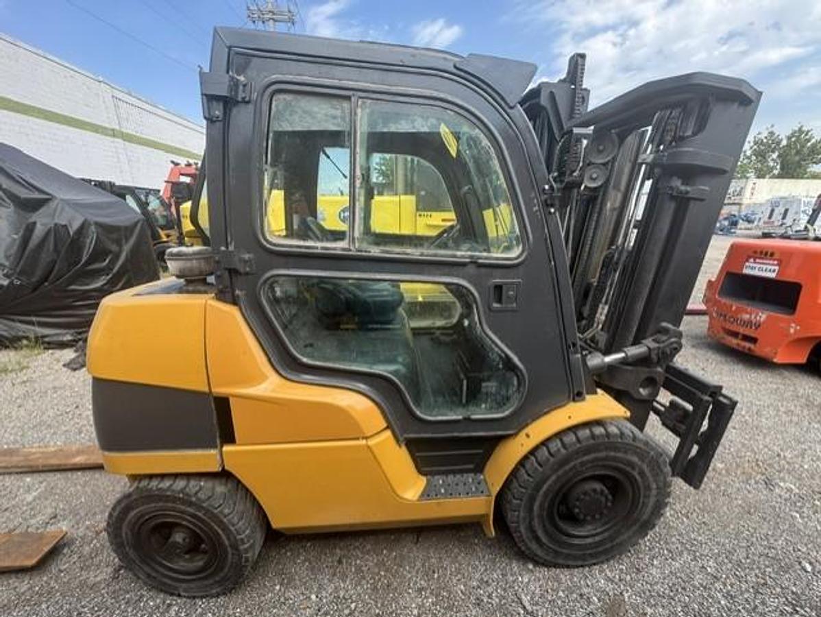 Used 2018 Cat DP40N1