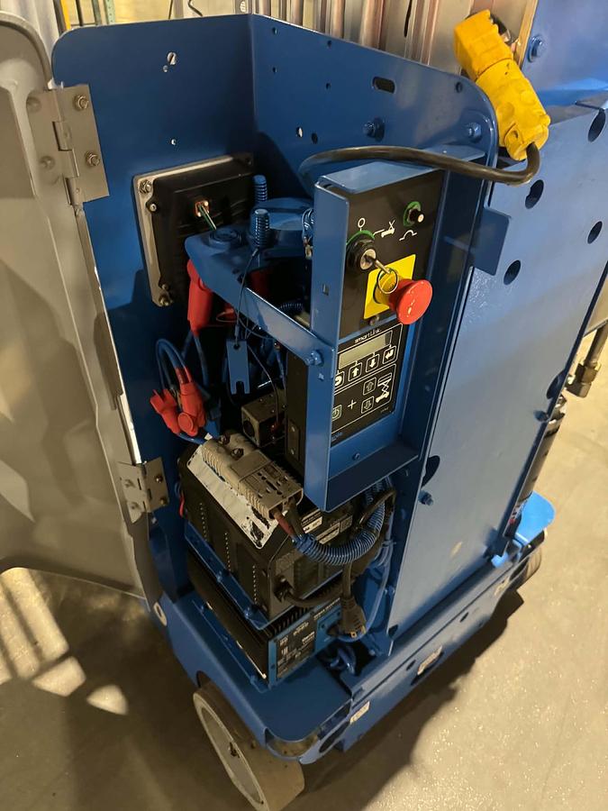 Used 2015 Genie GR20