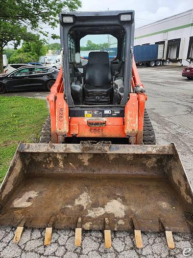 Used 2018 Kubota SVL75-2 Earth Moving and Construction