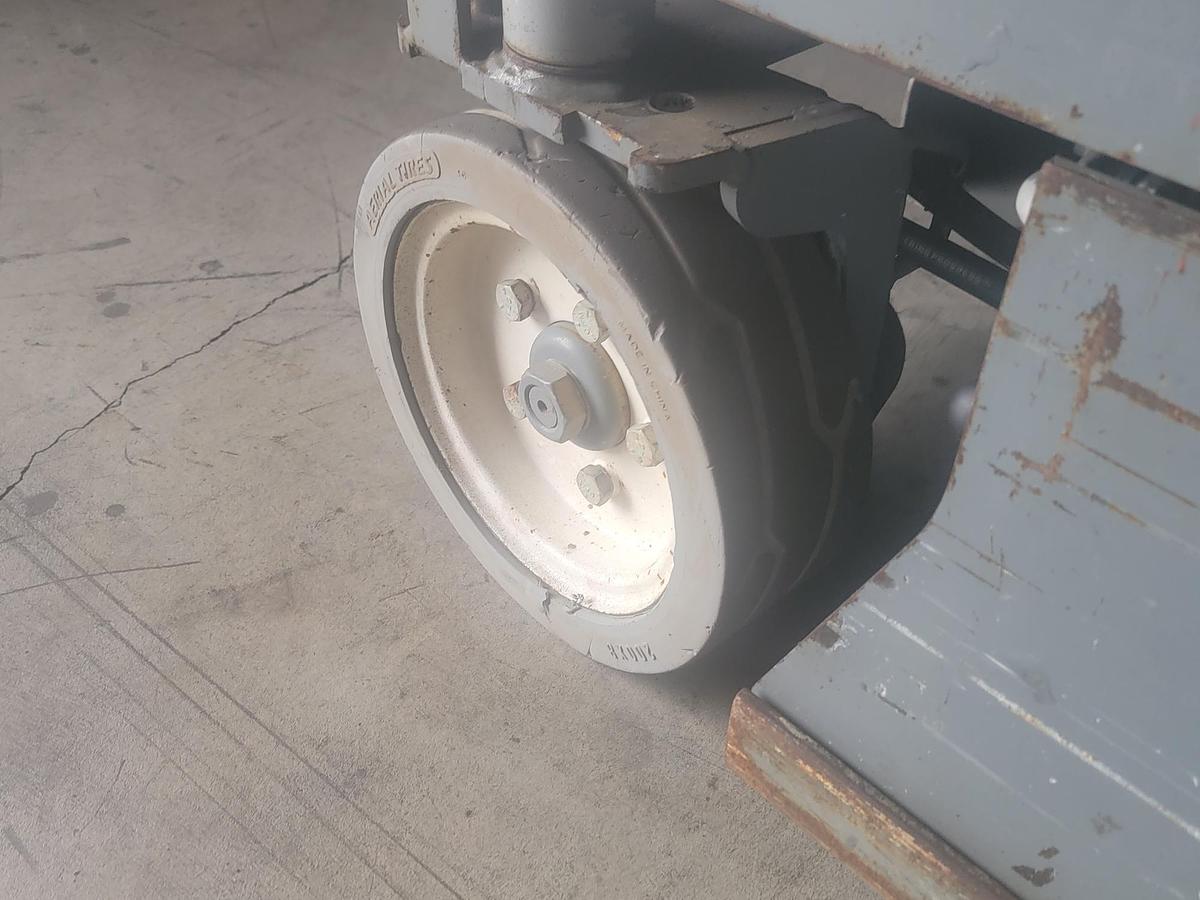 Used 2012 Skyjack SJIII3219