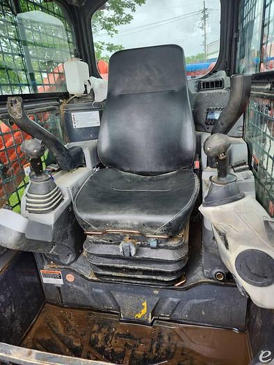 Used 2018 Kubota SVL75-2 Earth Moving and Construction