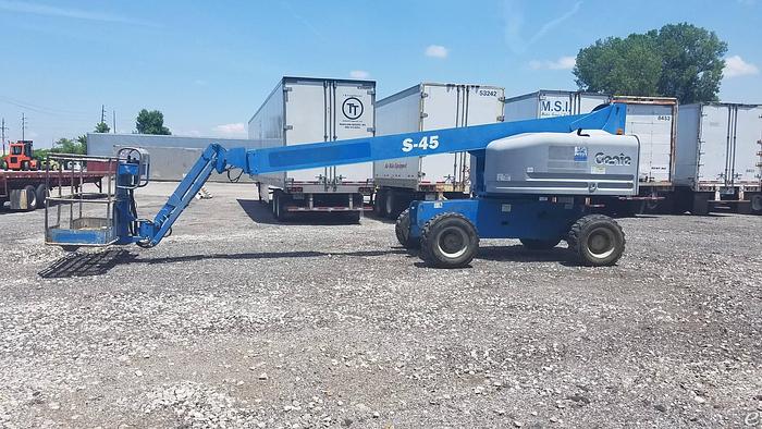 Used 2005 Diesel Genie S-45 Telescopic Boom