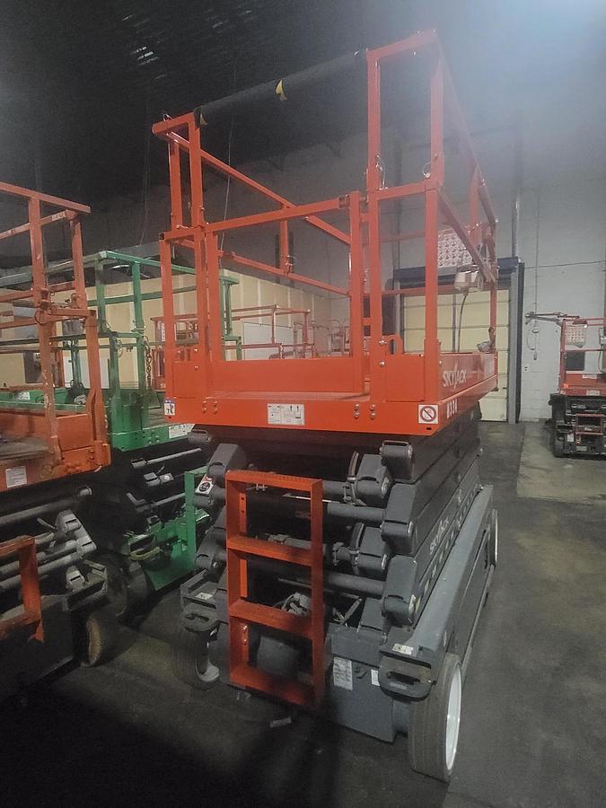 Used 2017 Skyjack SJIII 4740