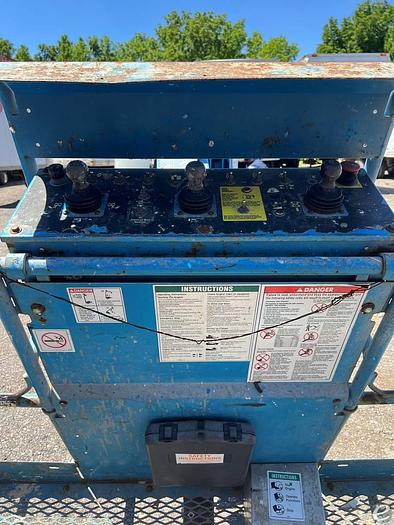 Used 2011 Diesel Genie Z45/25J Articulated Boom