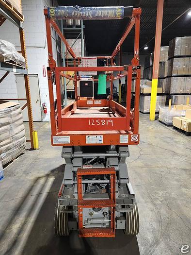 Used 2007 Electric Skyjack SJIII 3226 Slab