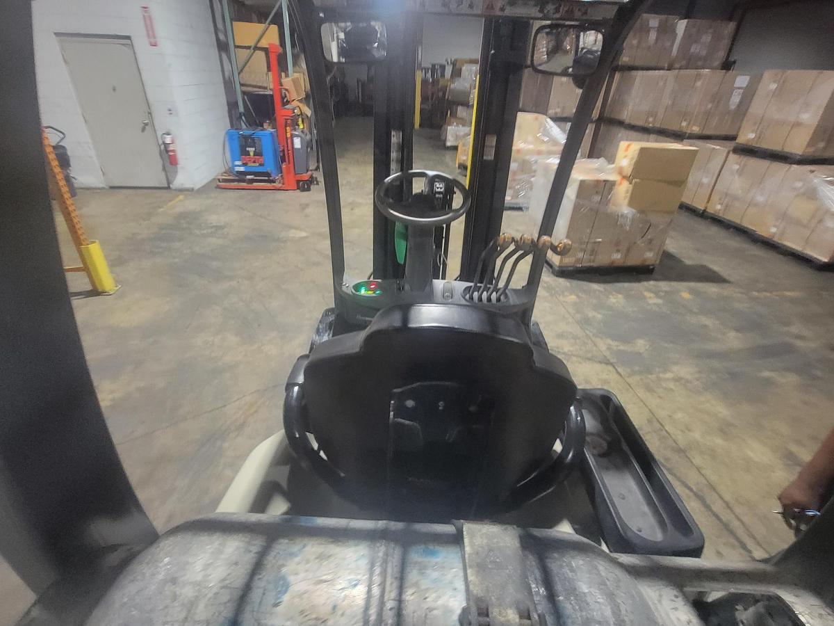 Used 2011 LP Gas Crown C-5 Pneumatic Tire 4 Wheel Sit Down