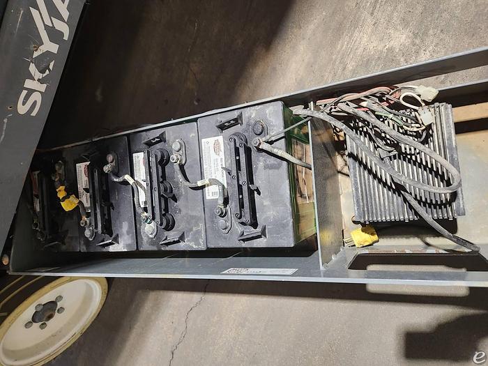 Used 2015 Electric Skyjack SJIII3226 Slab