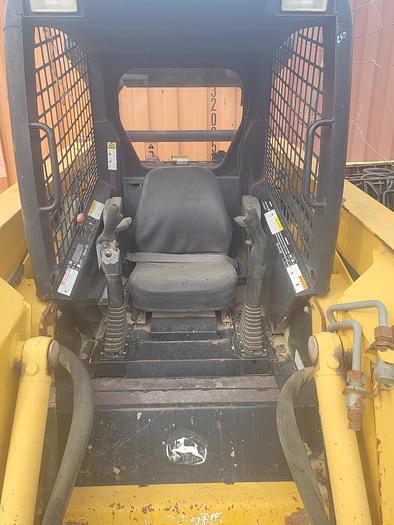Used 2002 John Deere 260 Earth Moving and Construction