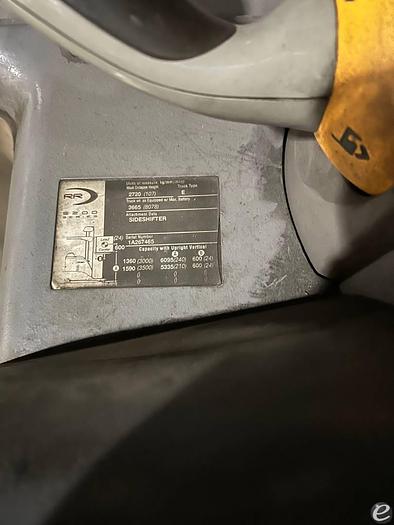 Used Electric Crown RR5020-45 Electric Narrow Aisle Single Reach