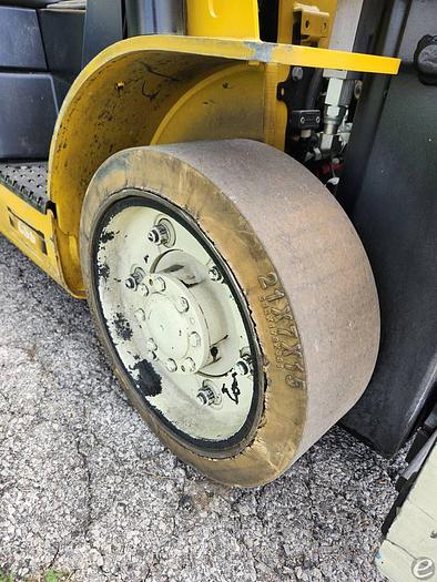 Used 2016 LP Gas Yale GLC050VXNDSE083 Cushion Tire 4 Wheel Sit Down (Indoor Warehouse)