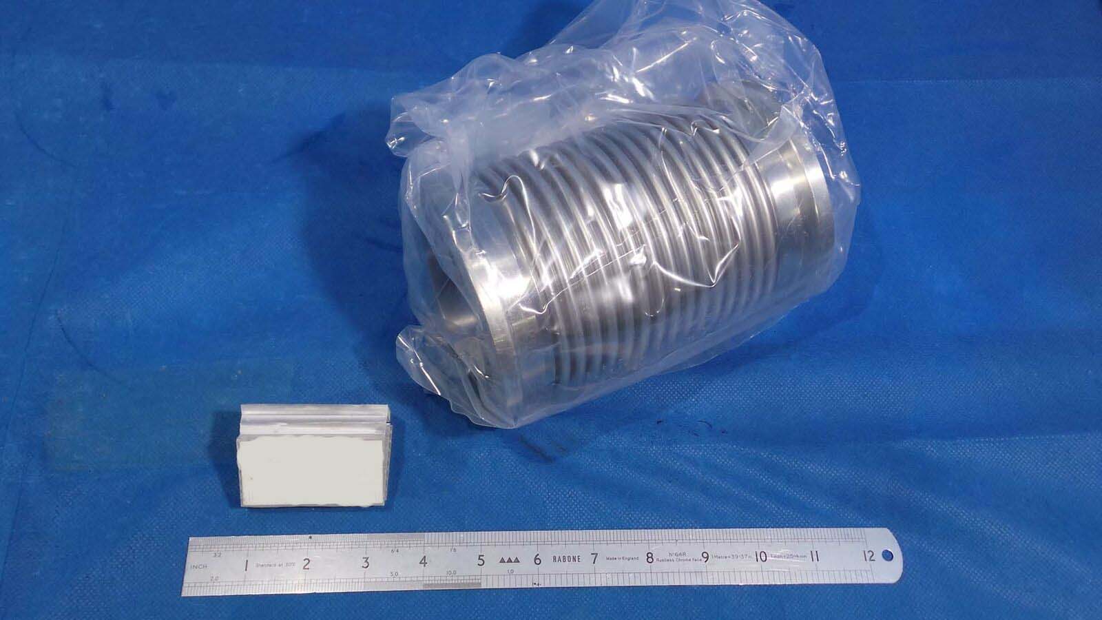 Used 29268-XX VDF HTO Metal / PIPE / Semiconductor Part ( Part was Cleaned,to be Open Only in Clean Room )