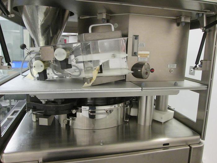 Used Kilian T300/32 EU-B Tablet Press