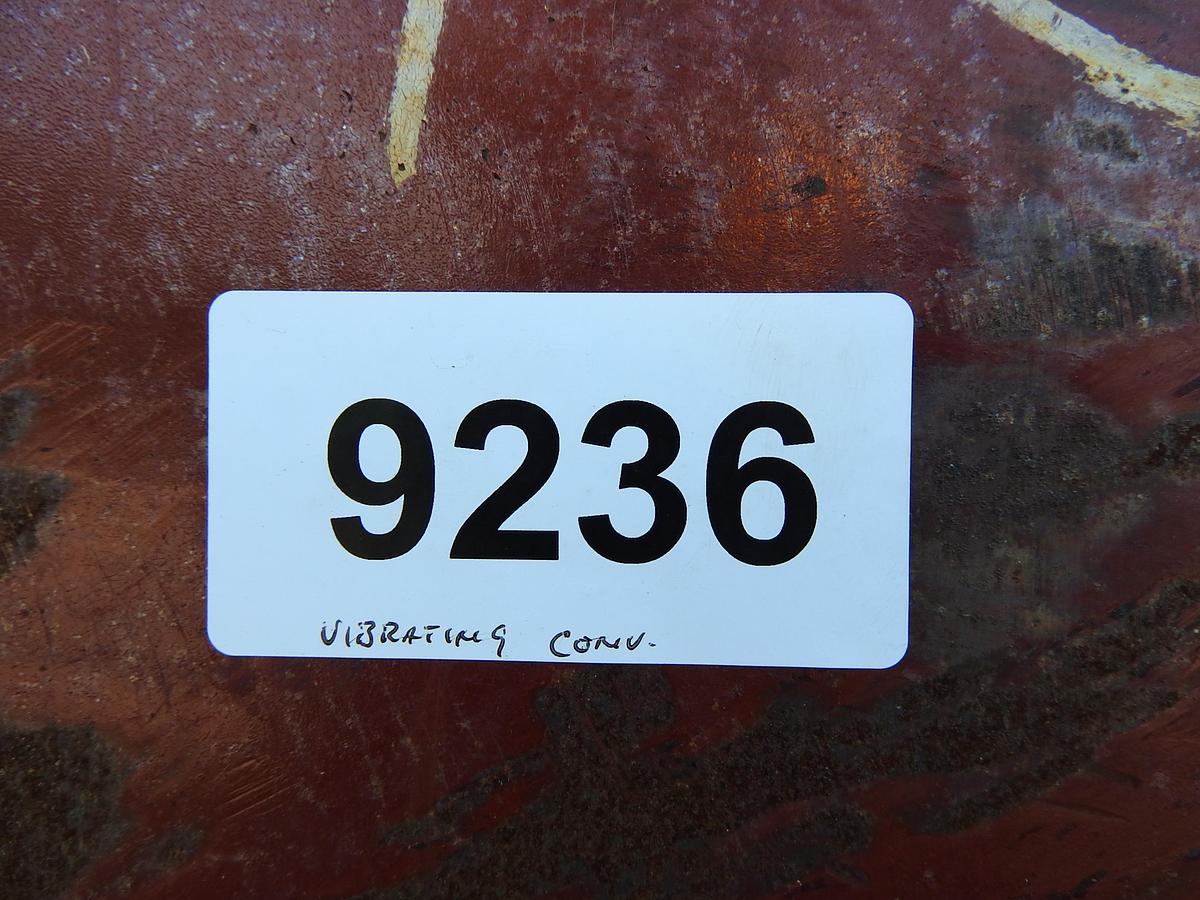 Used Vibrating Conveyor