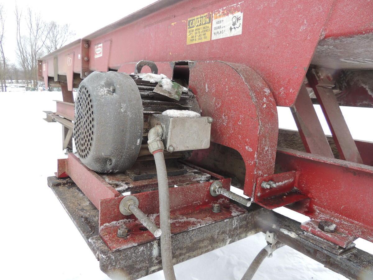 Used Vibrating conveyor