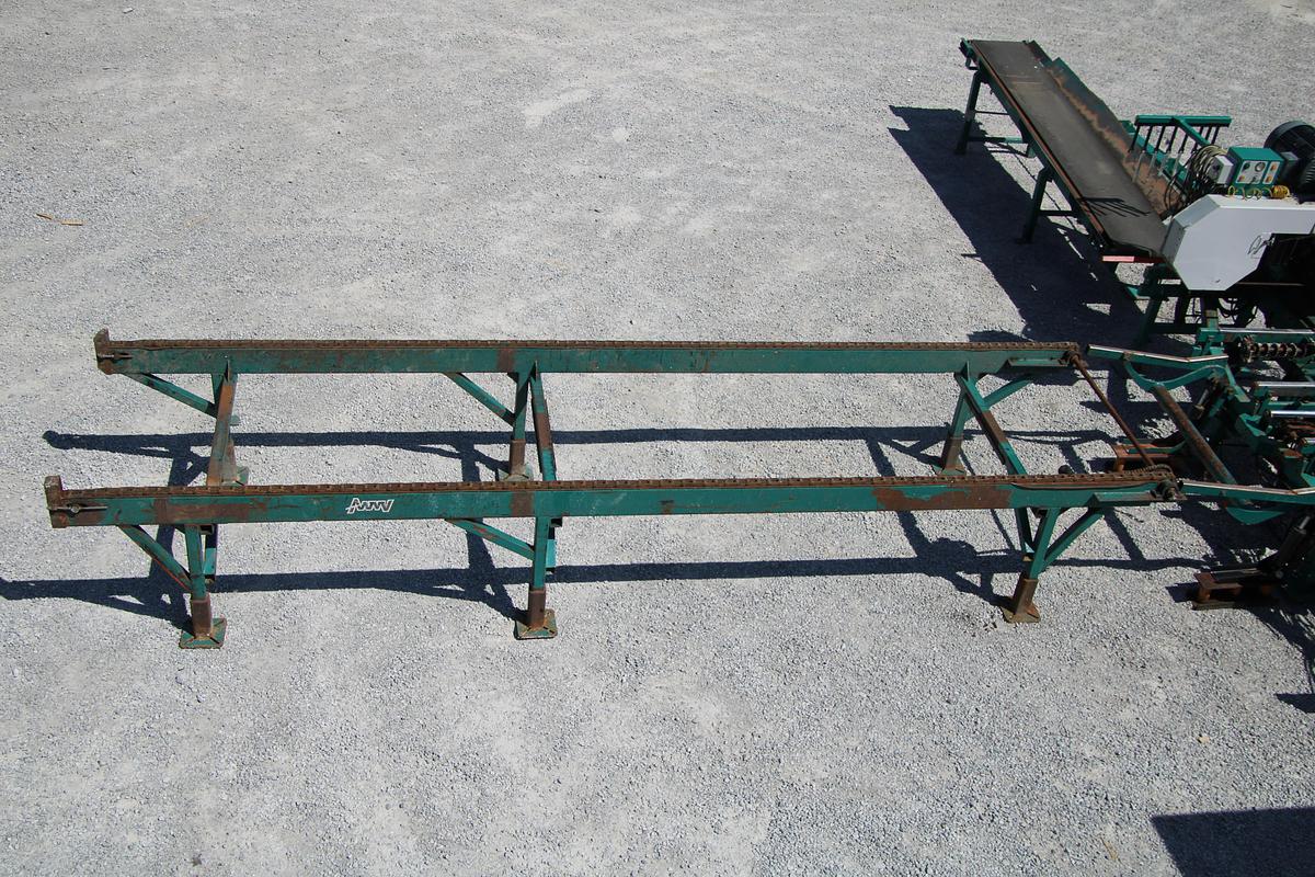 Used LT300 Wood-Mizer Thin Kerf Head Rig w/Cab & Conveyor