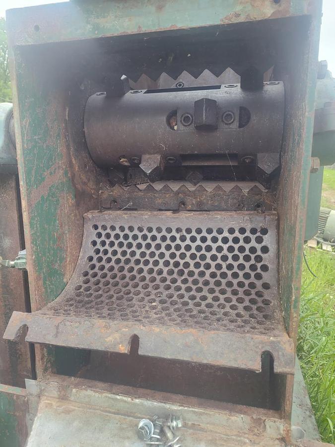 Used Montgomery Wood Grinder