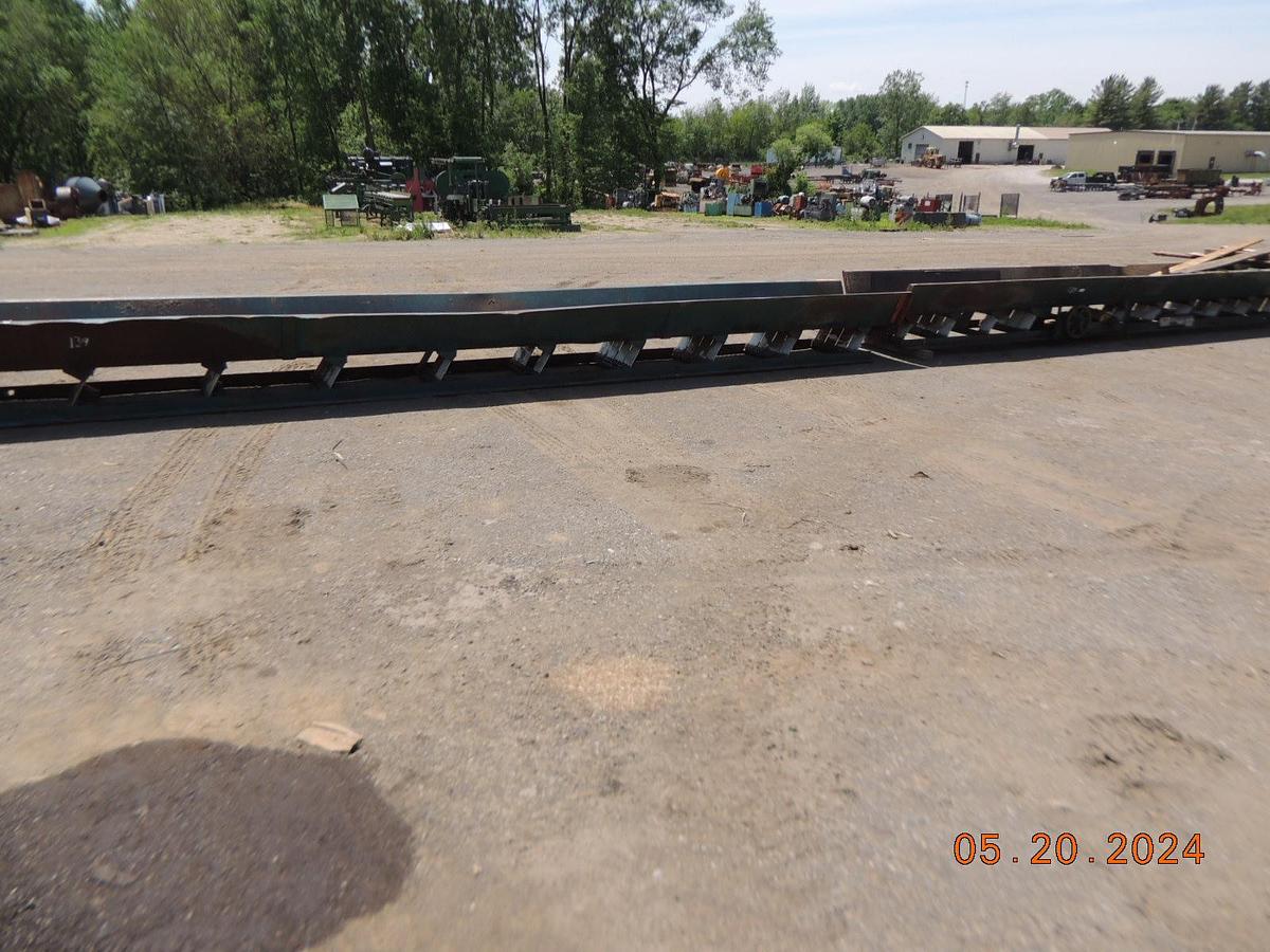 Used Vibrating Conveyor