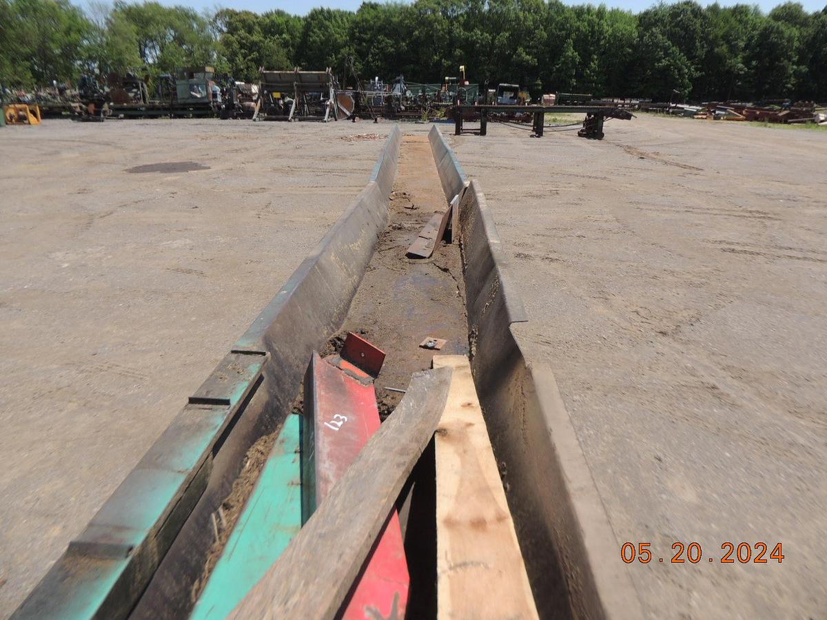 Used Vibrating Conveyor