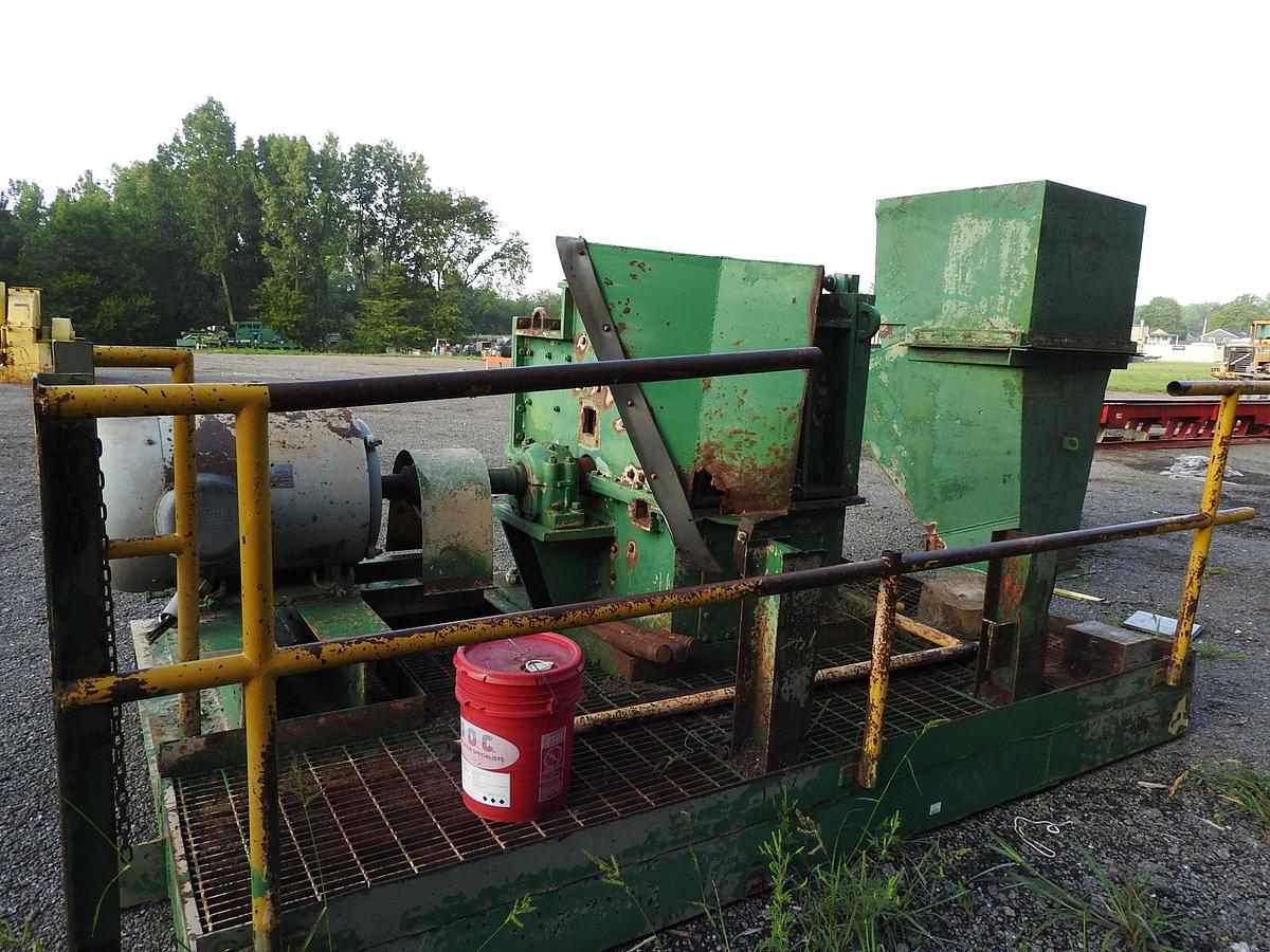 Used Waste Grinder