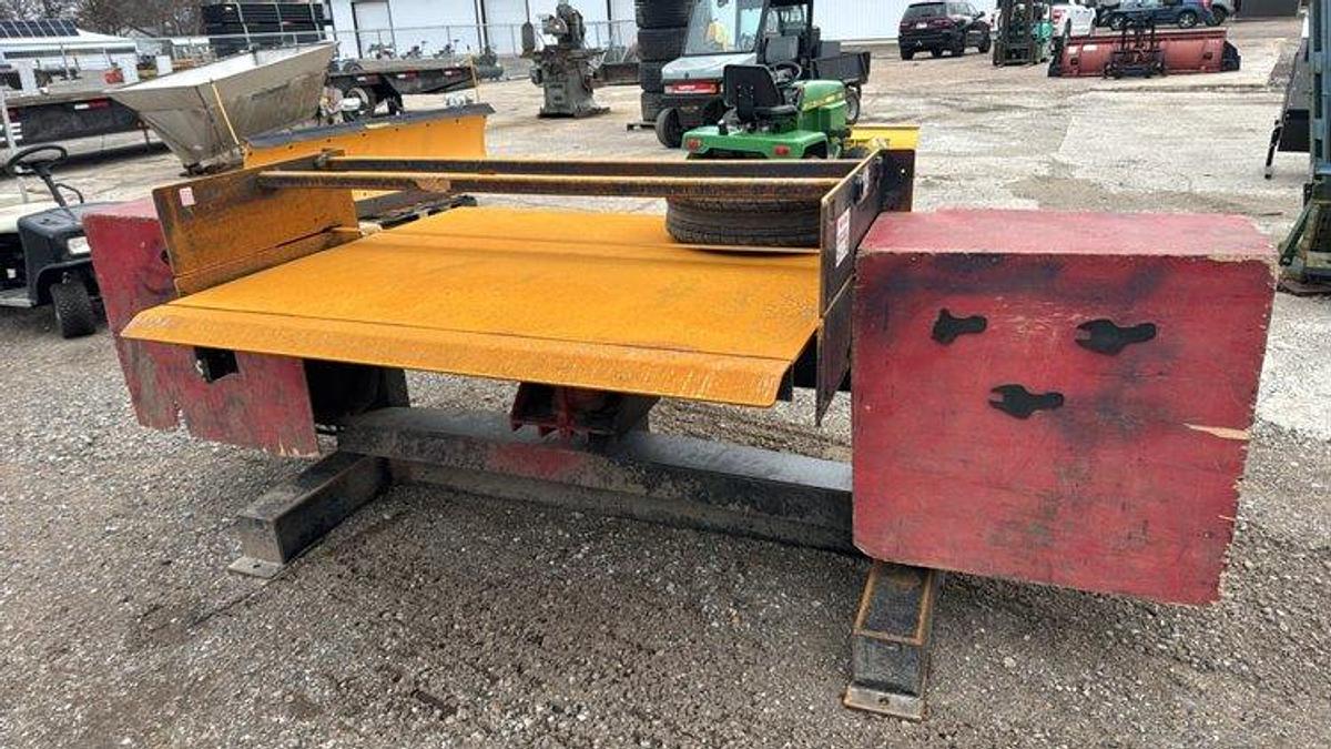 Used Pallet Dismantler