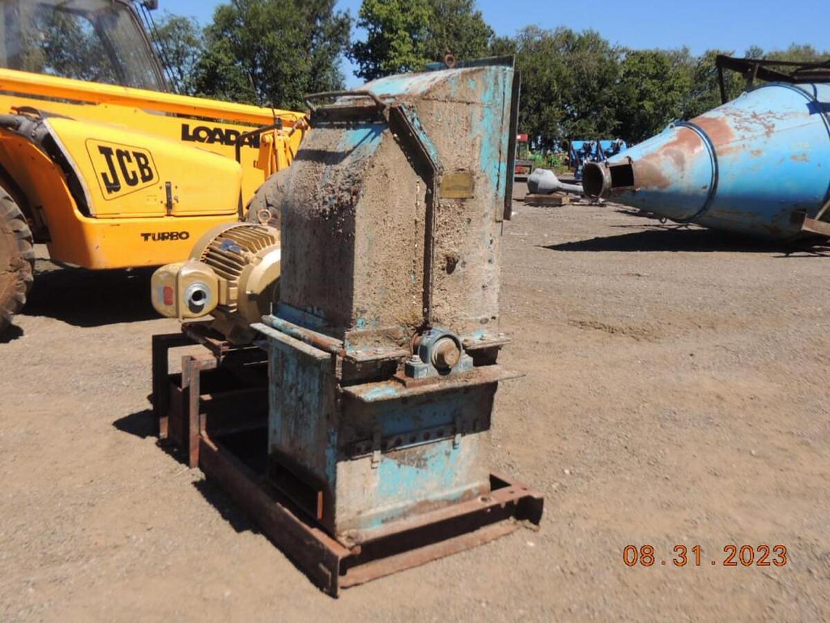 Used Waste grinder