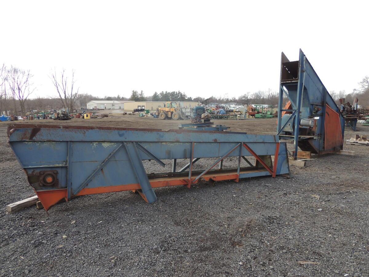 Used waste conveyor