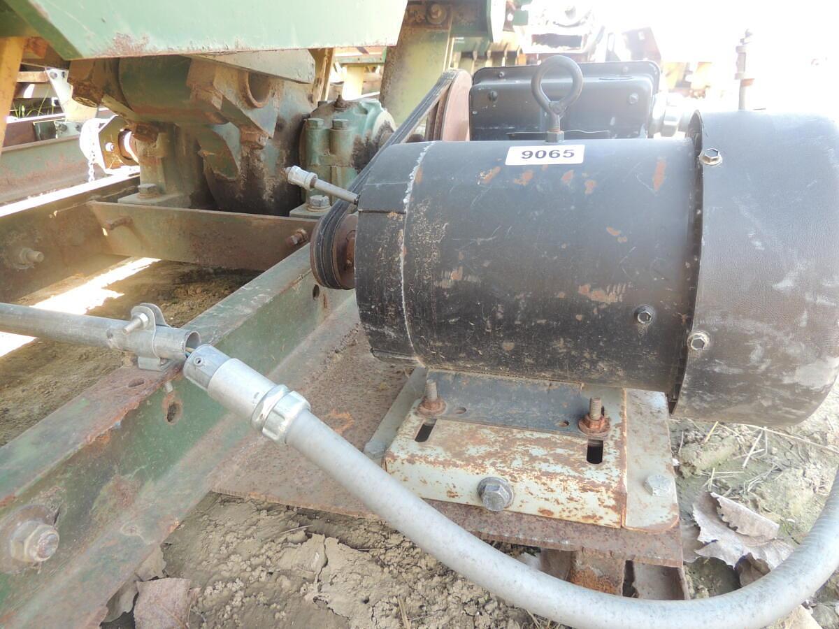Used Vibrating conveyor