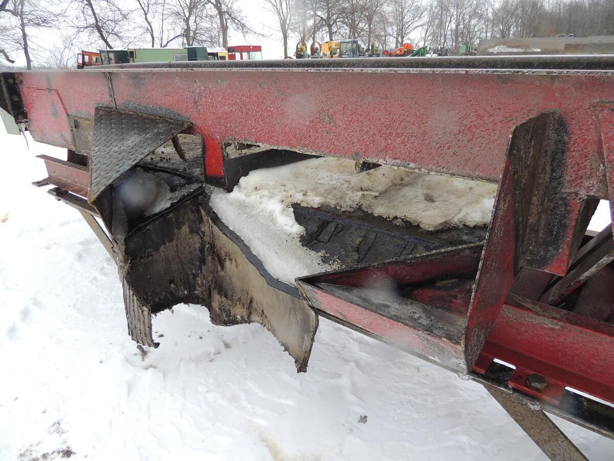 Used Vibrating conveyor