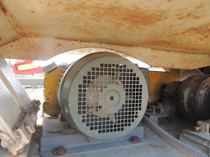 Used Vibrating Conveyor