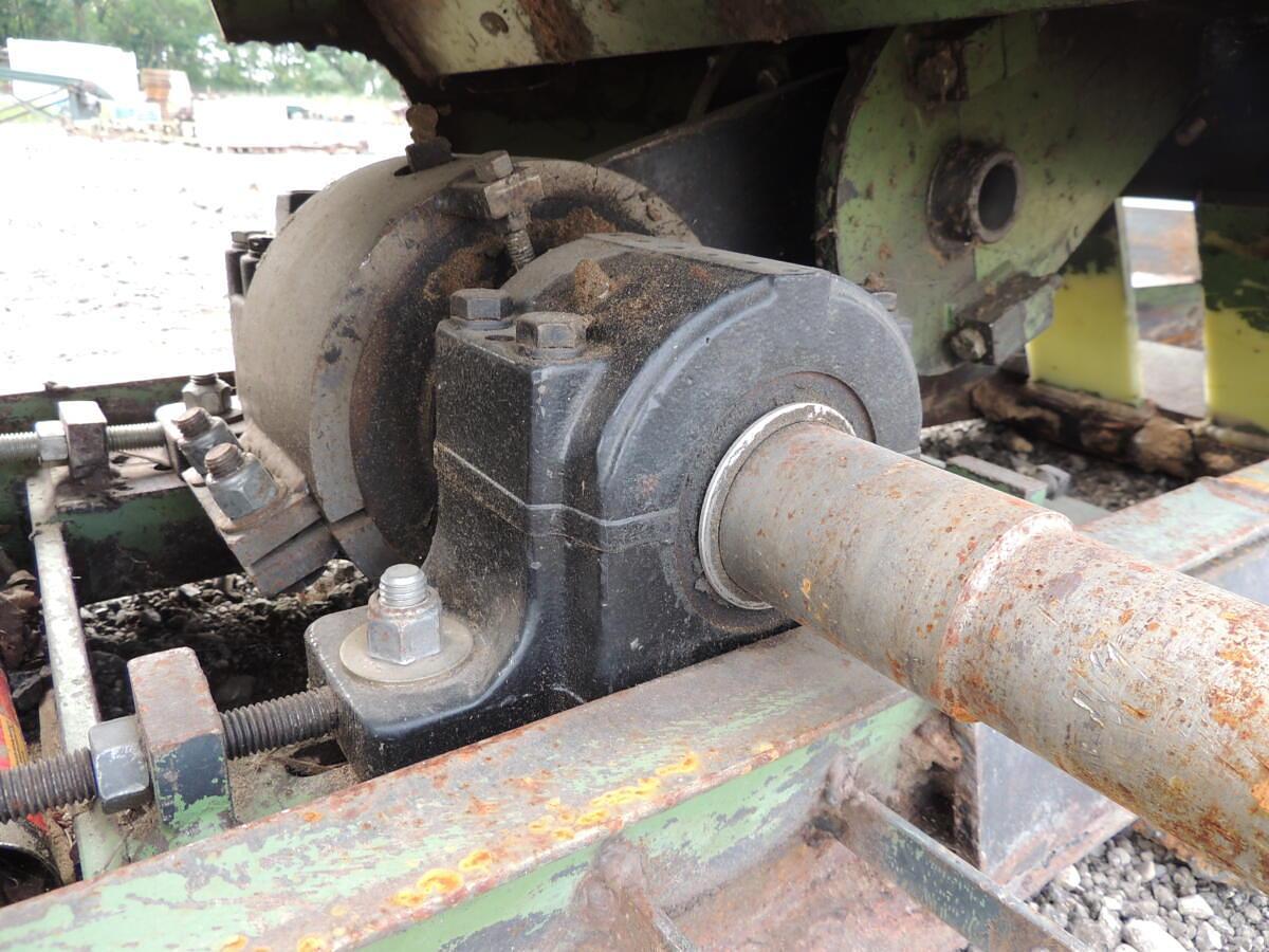 Used Vibrating conveyor