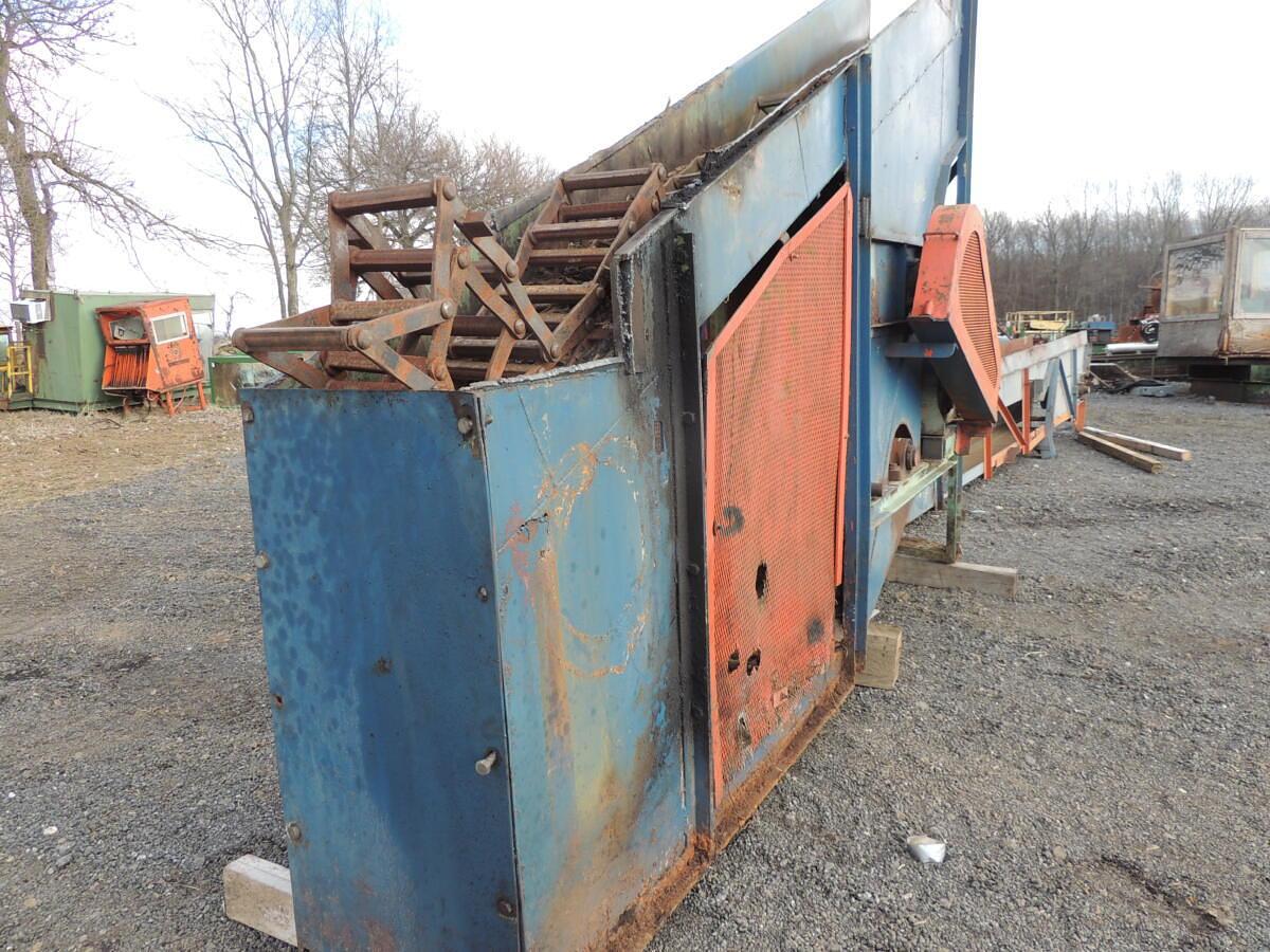 Used waste conveyor
