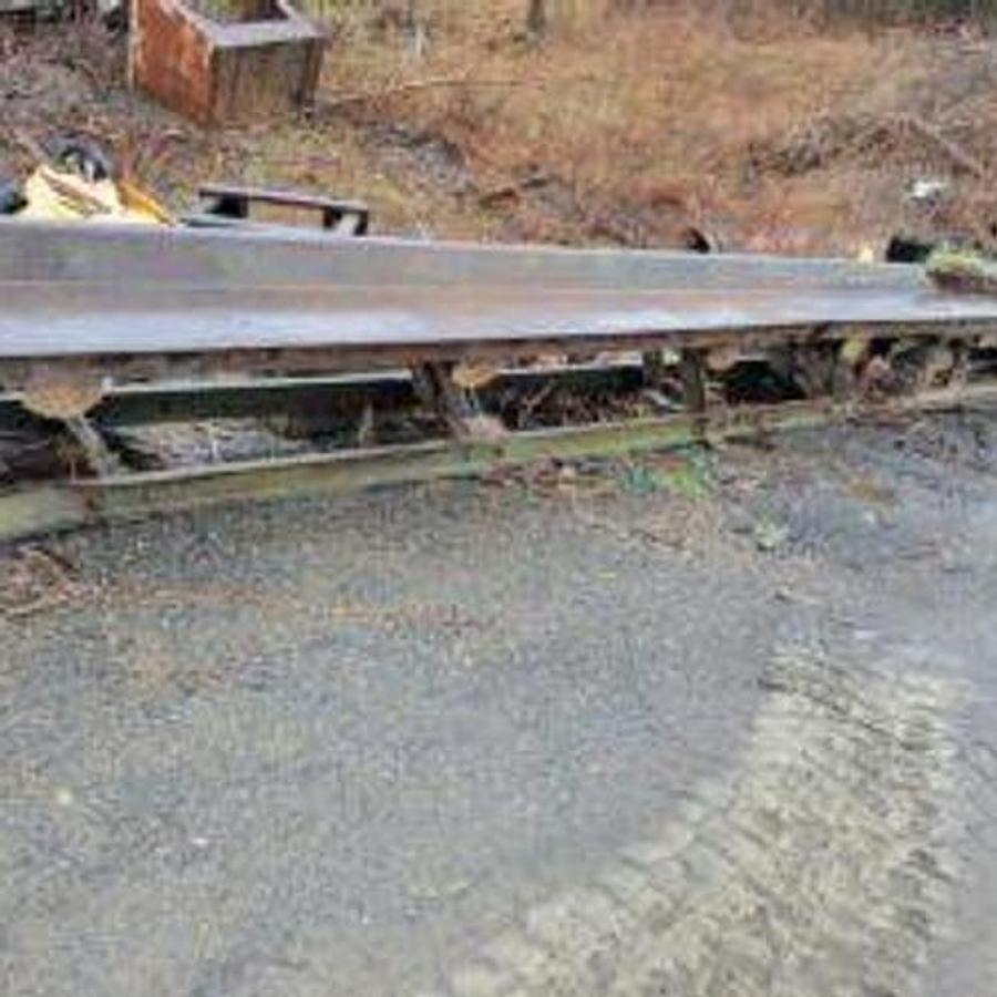 Used Vibrating Conveyor