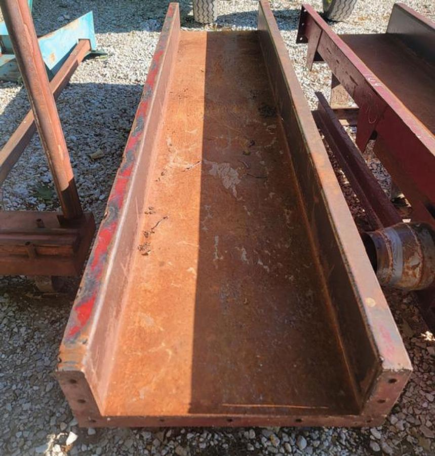 Used Vibrating Conveyor