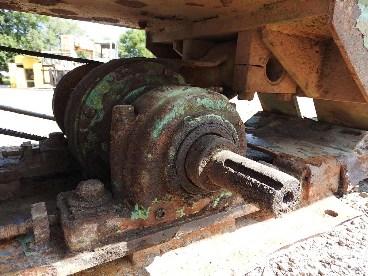 Used Vibrating Conveyor