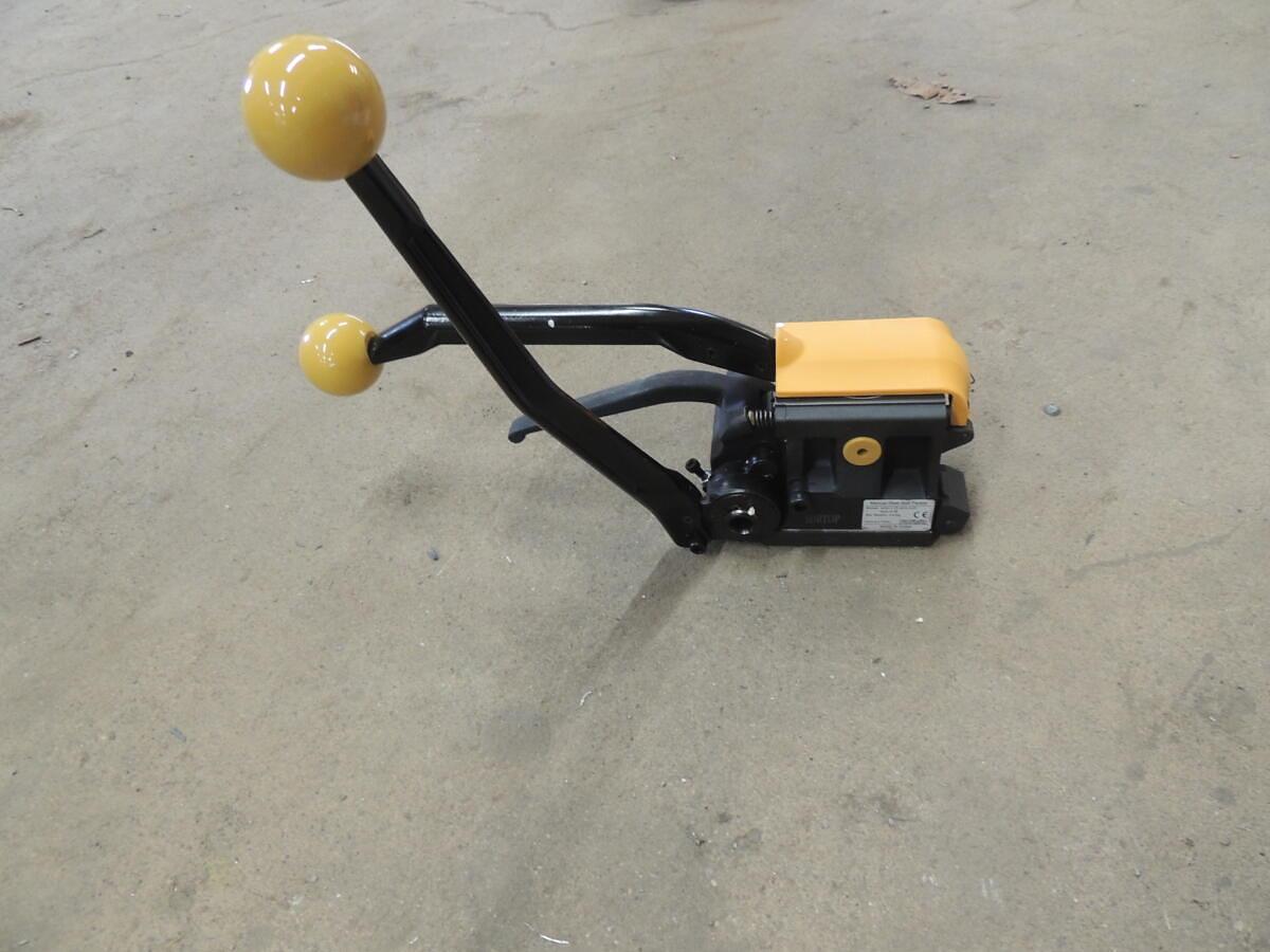Used Strapping tool