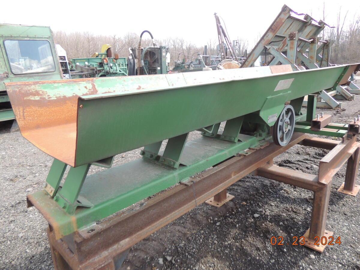 Used Vibrating conveyor