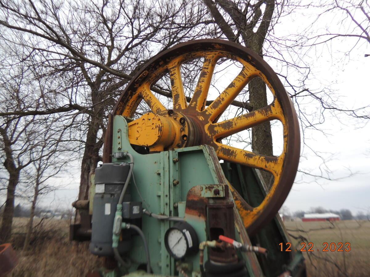 Used SALEM BAND HEADRIG