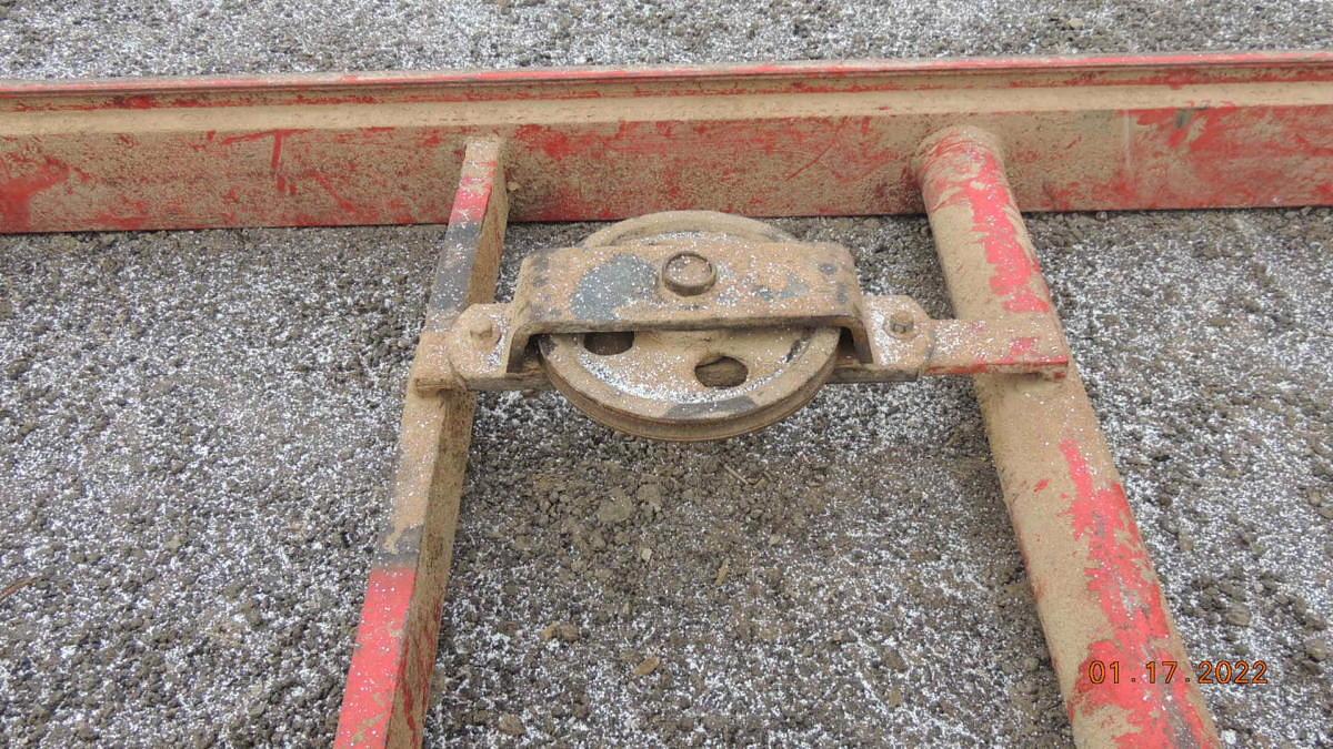 Used RENCO CIRCLE MILL