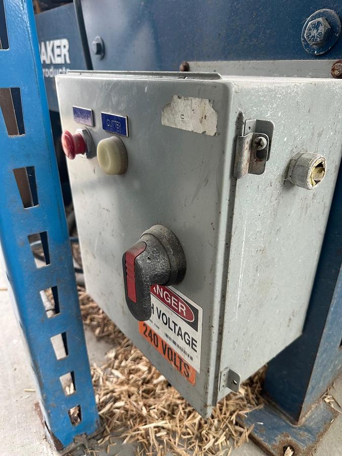 Used Baker Single Head Notcher