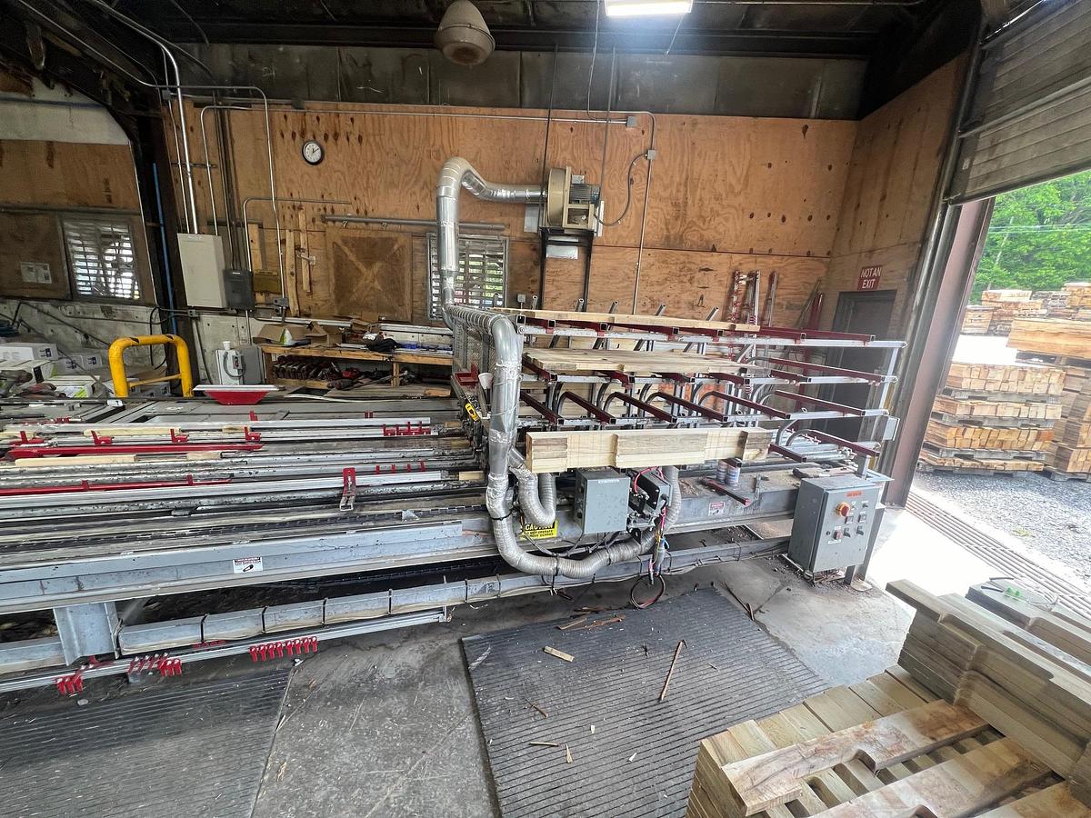 Used 2021 Woodpecker Pallet Nailer