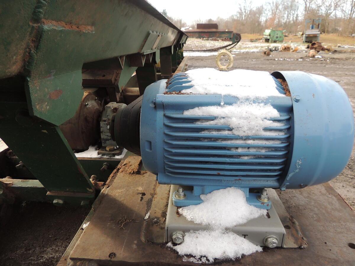 Used Vibrating conveyor